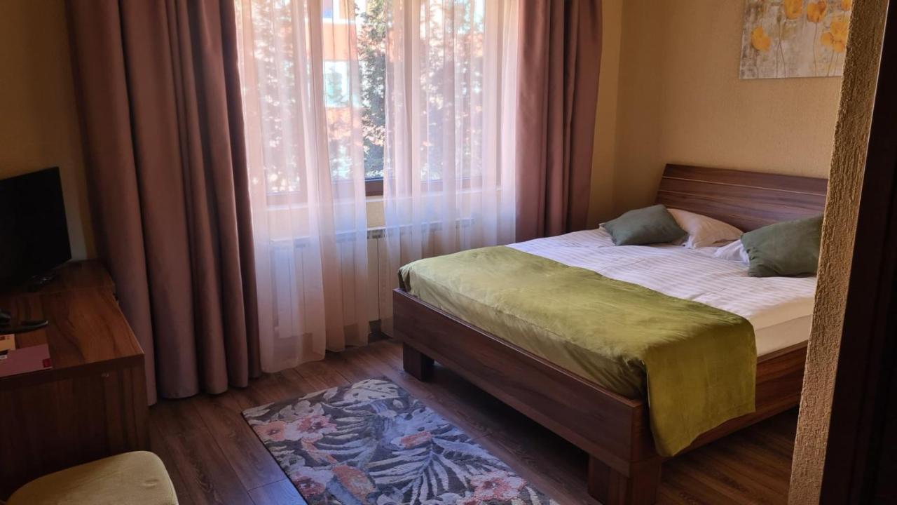 Hotel Gema 布拉索夫 外观 照片